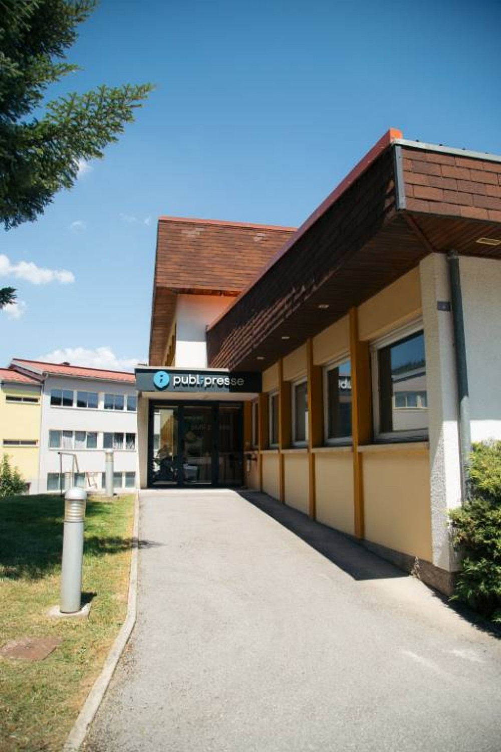 Entrée des bureaux de Publipresse