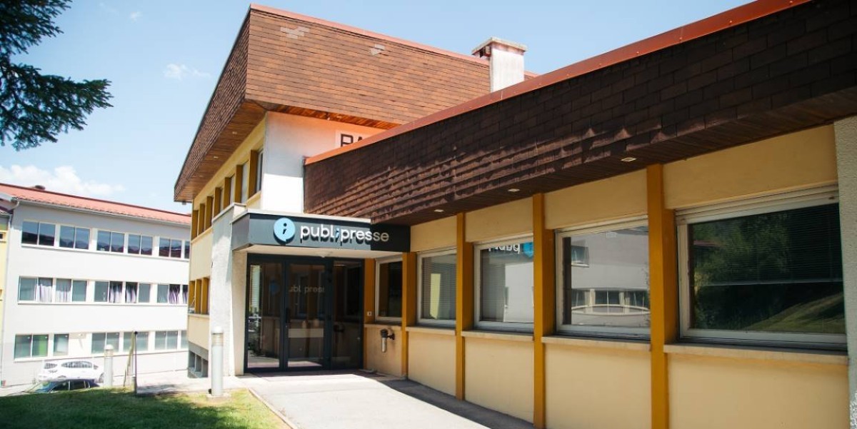 Entrée des bureaux de Publipresse à Morteau
